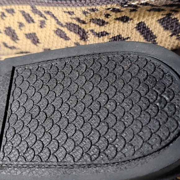 Women's Seven7 New Flats - Picture 6 of 8